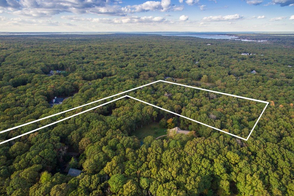 The Hamptons Real Estate | View 