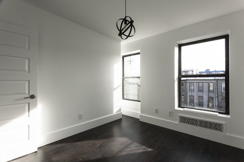 New York City Real Estate | View 784 Greene Avenue, 2 | room 5 | View 6