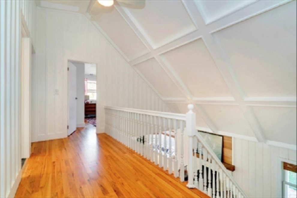 New York City Real Estate | View  | Second floor landing | View 12