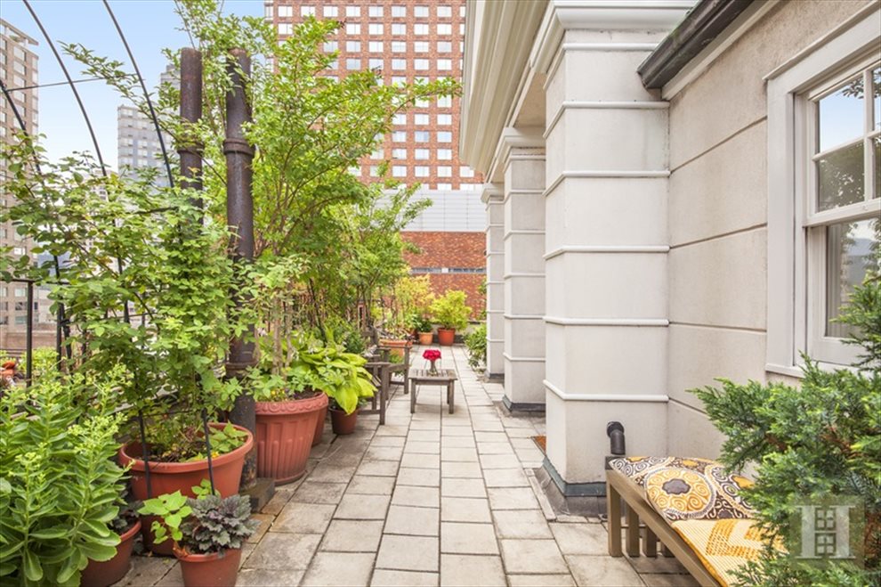 New York City Real Estate | View West 68th Street | 1 Bed, 1 Bath | View 1