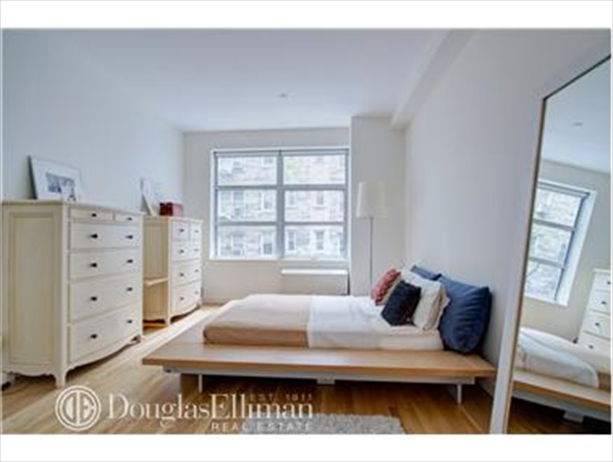 New York City Real Estate | View West 18Th Street | 2 Beds, 2 Baths | View 1