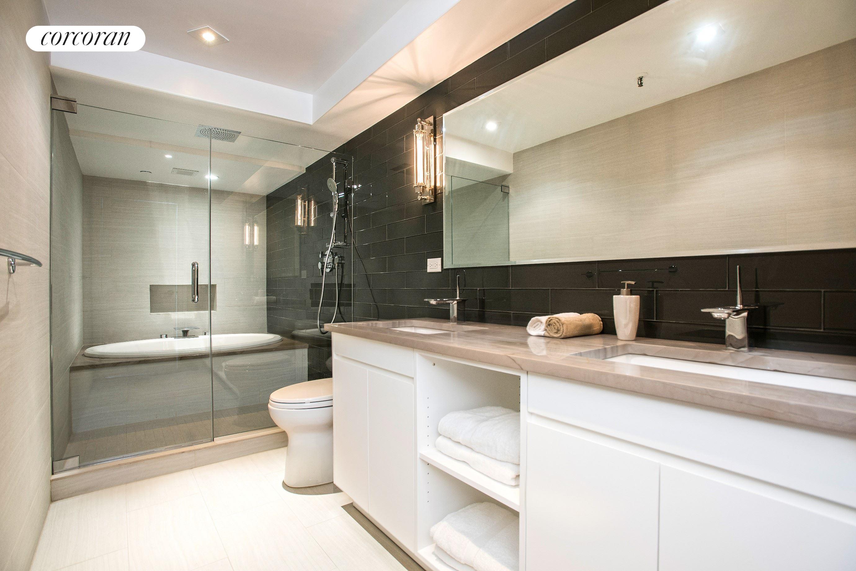 170 John Street, #3E/4E