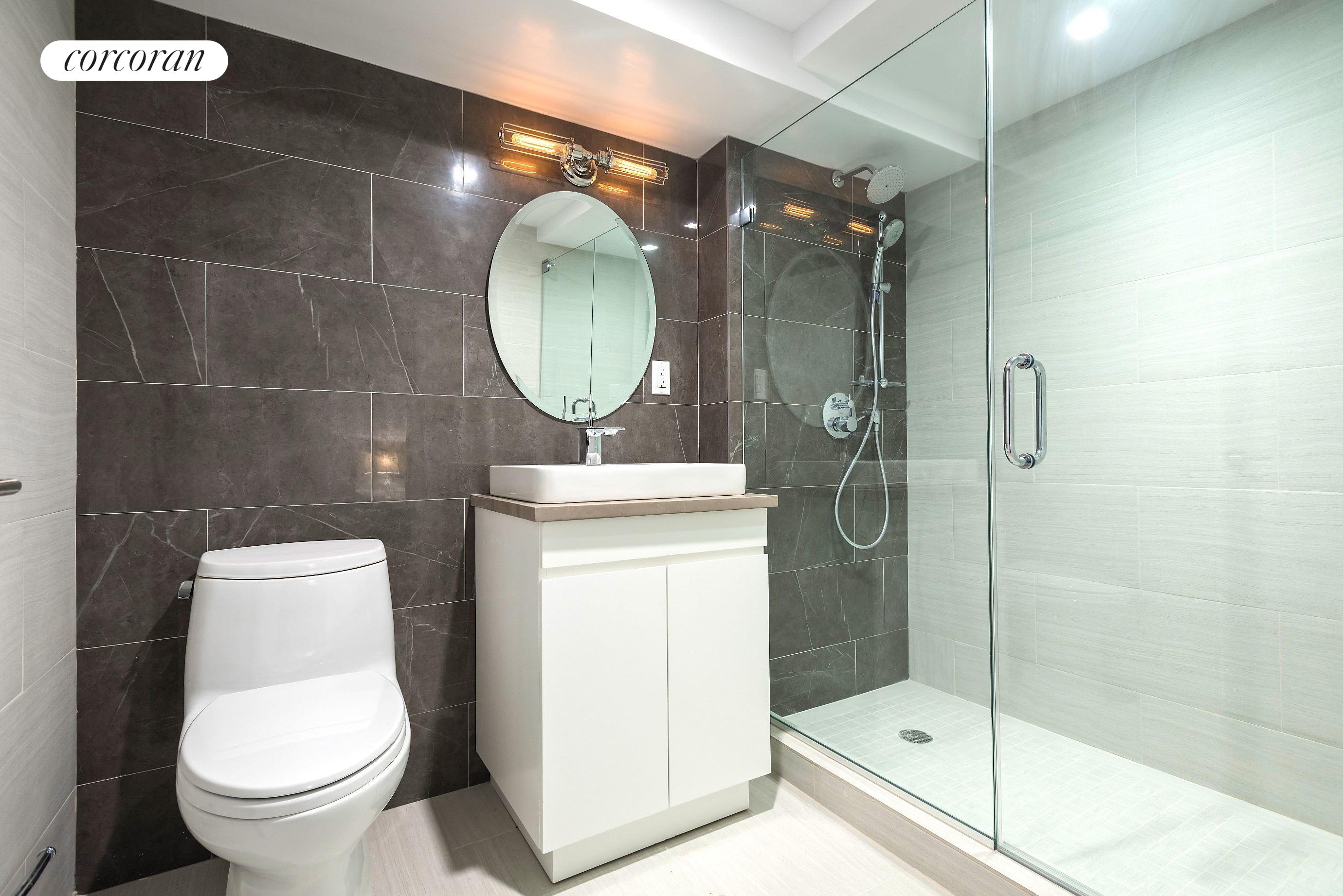 170 John Street, #3E/4E