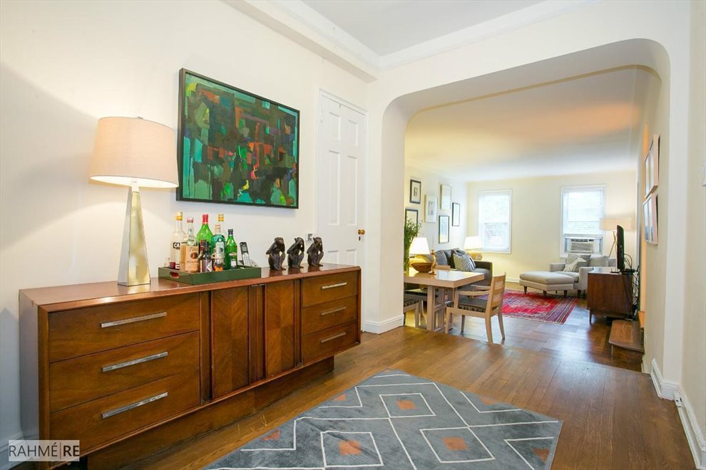 New York City Real Estate | View 25 Plaza Street West, 4J | 2 Beds, 1 Bath | View 1