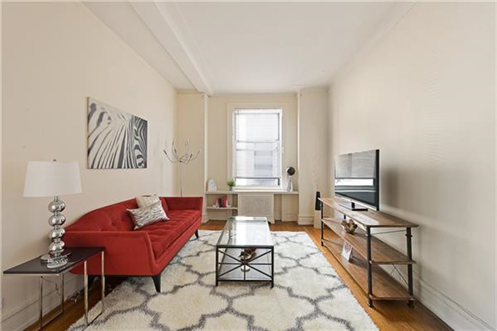 New York City Real Estate | View West 86th Street | 1 Bed, 1 Bath | View 1