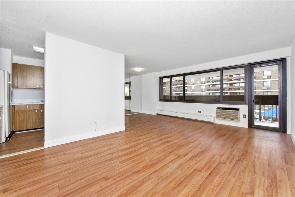 New York City Real Estate | View Pearl Street | 2 Beds, 1 Bath | View 1