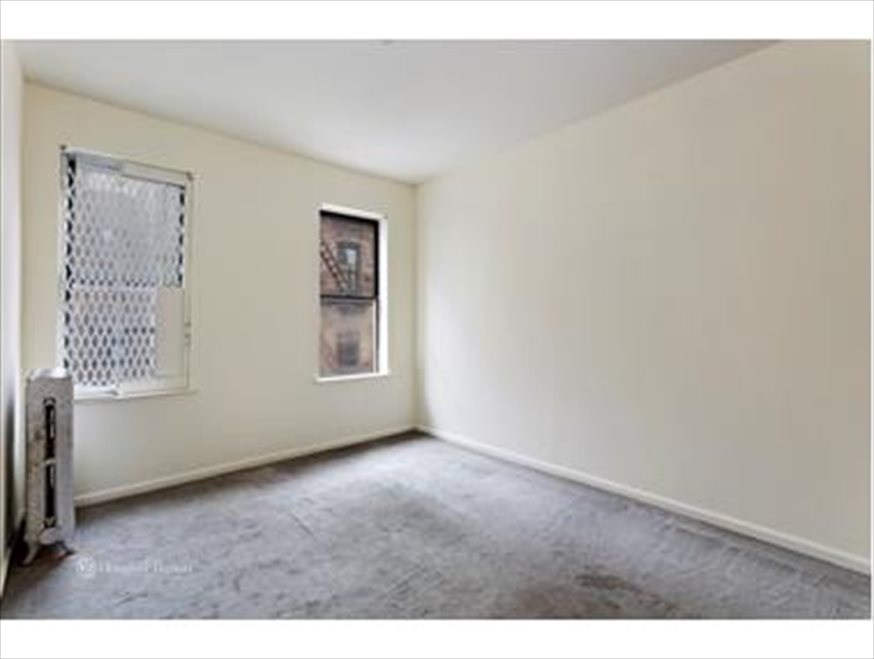 New York City Real Estate | View Broadway | 1 Bed, 1 Bath | View 1