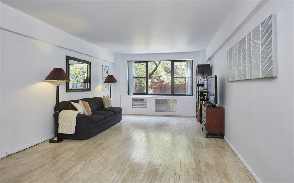 New York City Real Estate | View West 57th Street | 1 Bed, 1 Bath | View 1