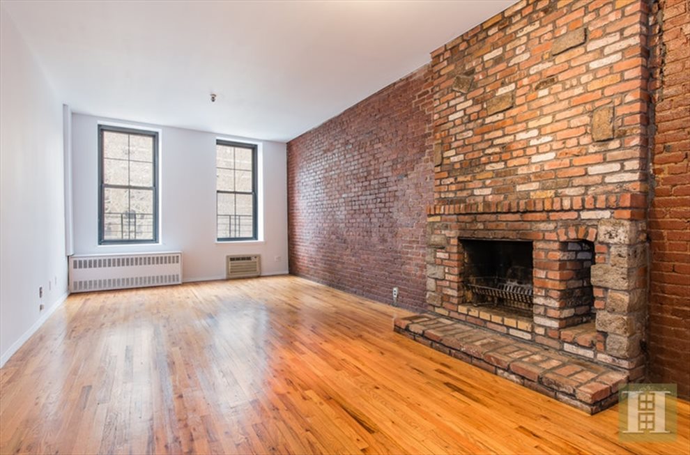 New York City Real Estate | View Pearl Street | 1 Bath | View 1