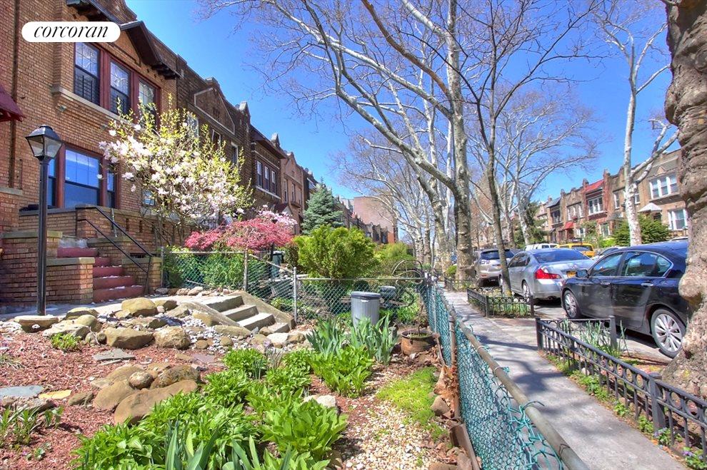 162 Crown Street, Brooklyn, NY 11225 Property for sale