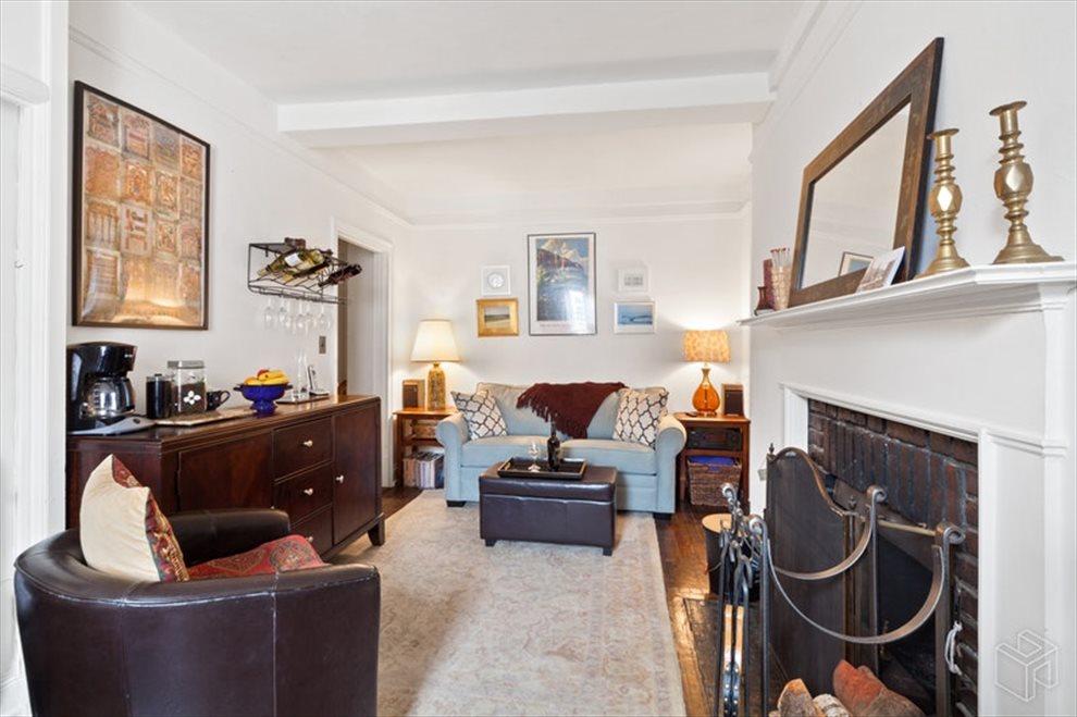 New York City Real Estate | View Mitchell Place | 1 Bed, 1 Bath | View 1