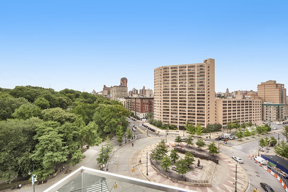 Circa Central Park Apartment Building | View 285 West 110TH ST | room 13
