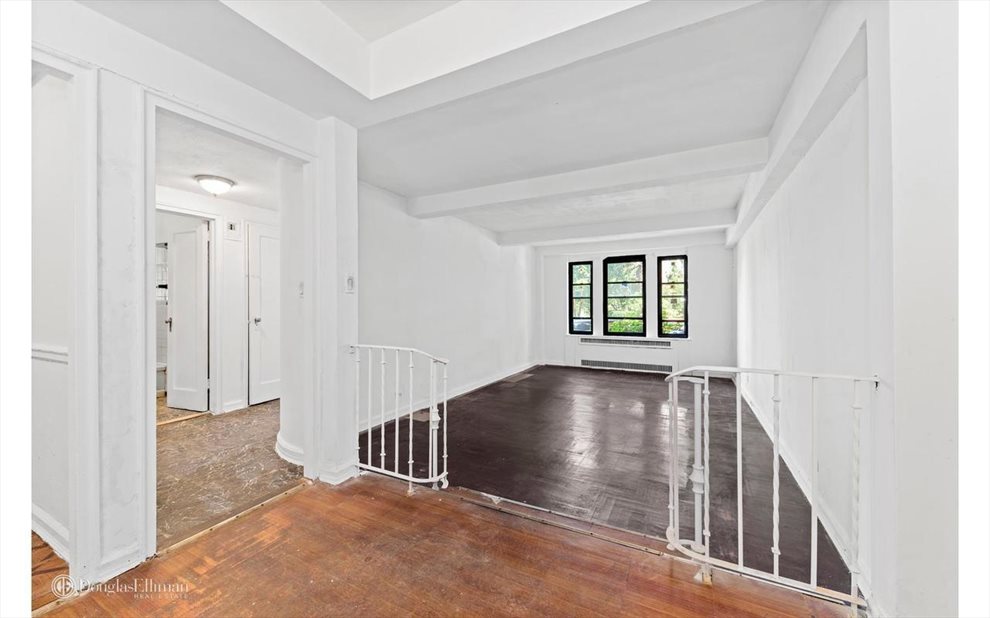 New York City Real Estate | View 70 Park Terrace West, E11 | 1 Bed, 1 Bath | View 1